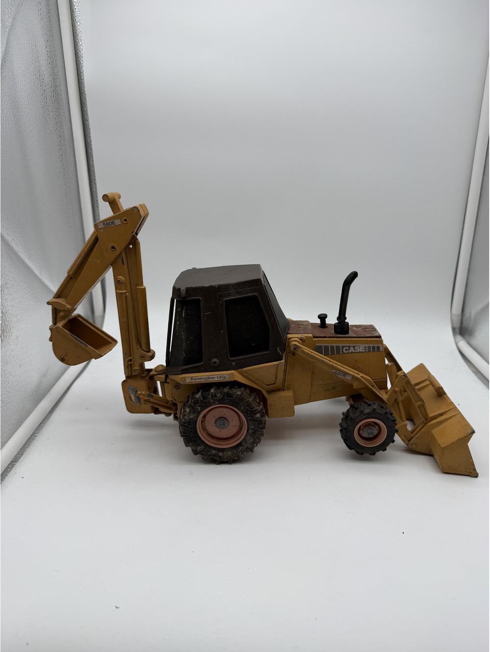 Vintage CASE 580E Backhoe Loader Toy Model